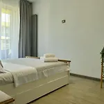 Sea Shore - N Pools مامايا