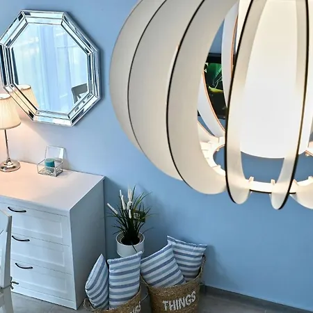 Sea Shore - N Pools מאמאיה