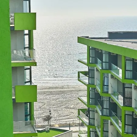 Sea Shore - N Pools Mamaia