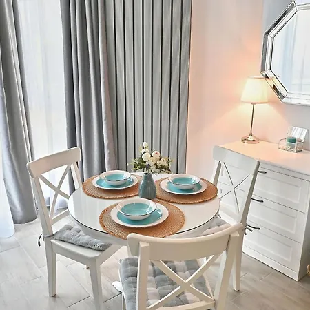 Apartment Sea Shore - N Pools Mamaia