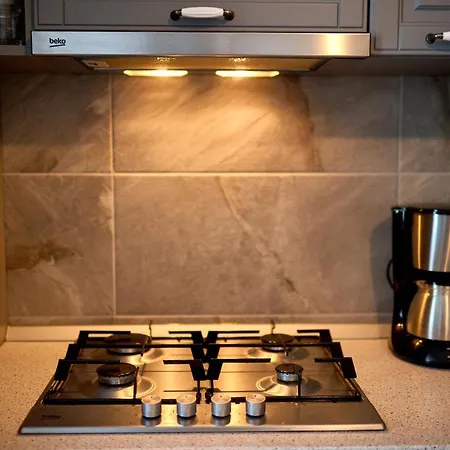 Sea Shore - N Pools דירה